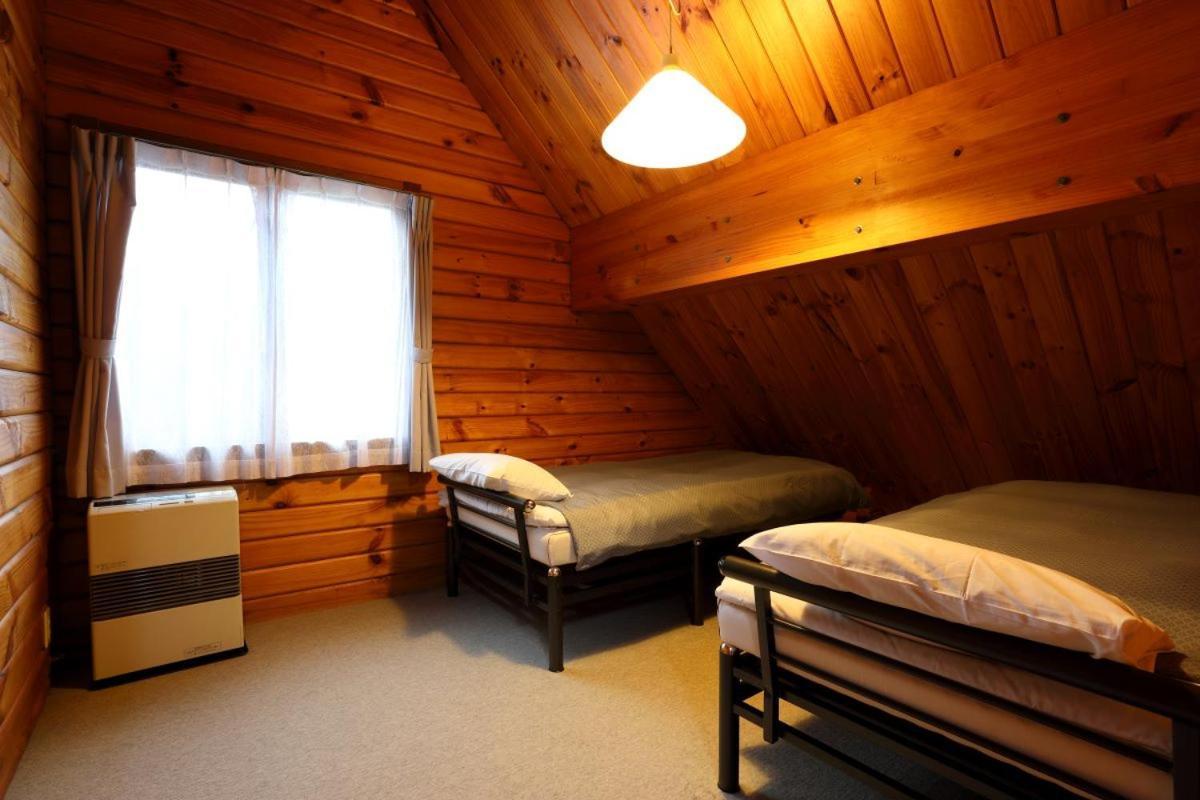 Hakuba Happo Log Chalets Bagian luar foto